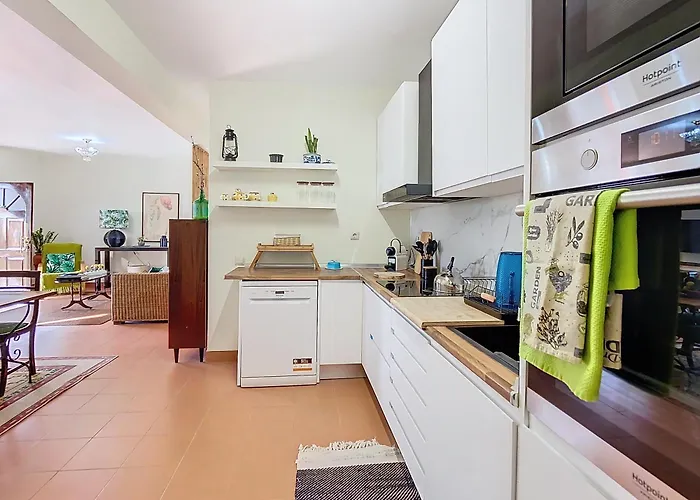 - Silvestre House * Funchal (Madeira)