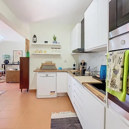 - Silvestre House * פונשל